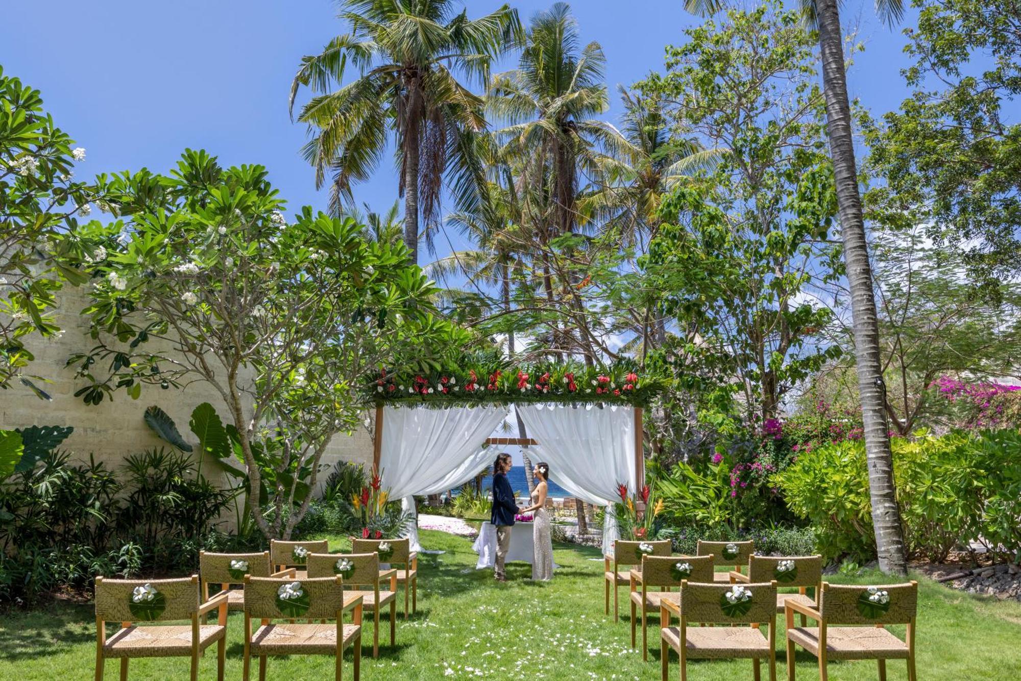 Semaya Beach Resort Tanglad エクステリア 写真
