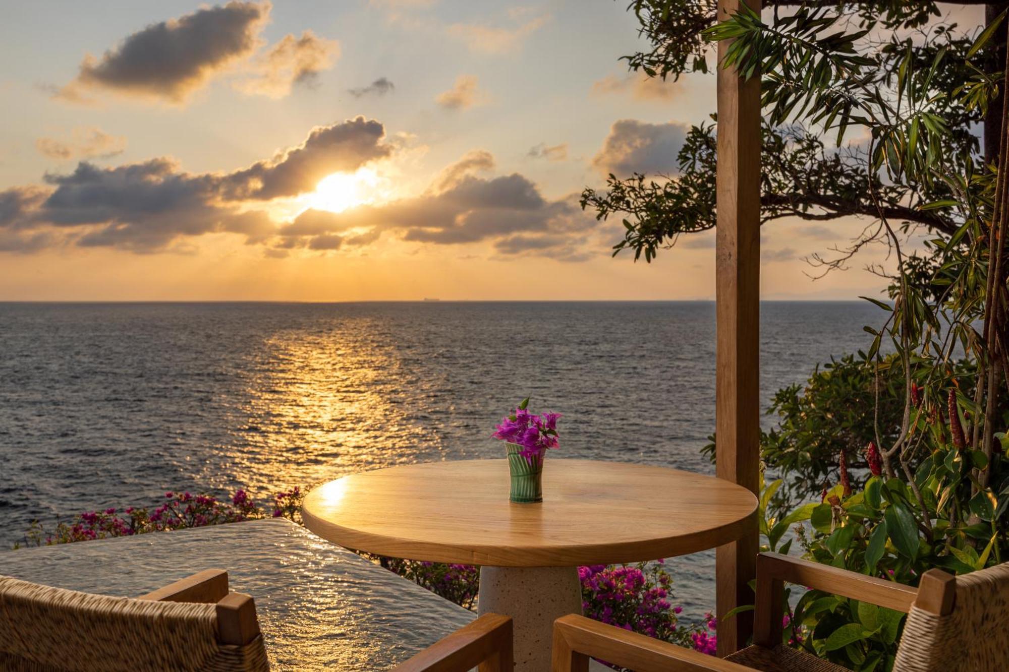 Semaya Beach Resort Tanglad エクステリア 写真